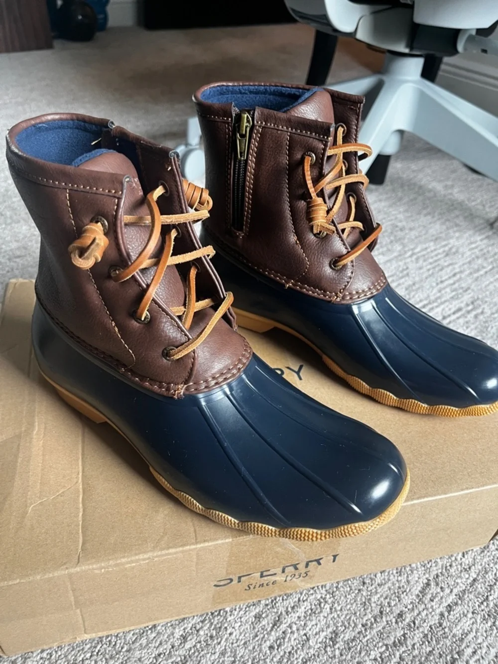 Sperry unisex Saltwater Boot, Navy, 6 Big Kid 936